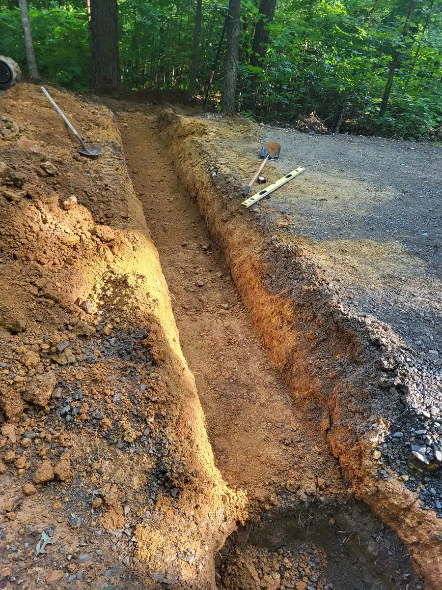 Trenching and drainage line work in North Alabama by Dustline